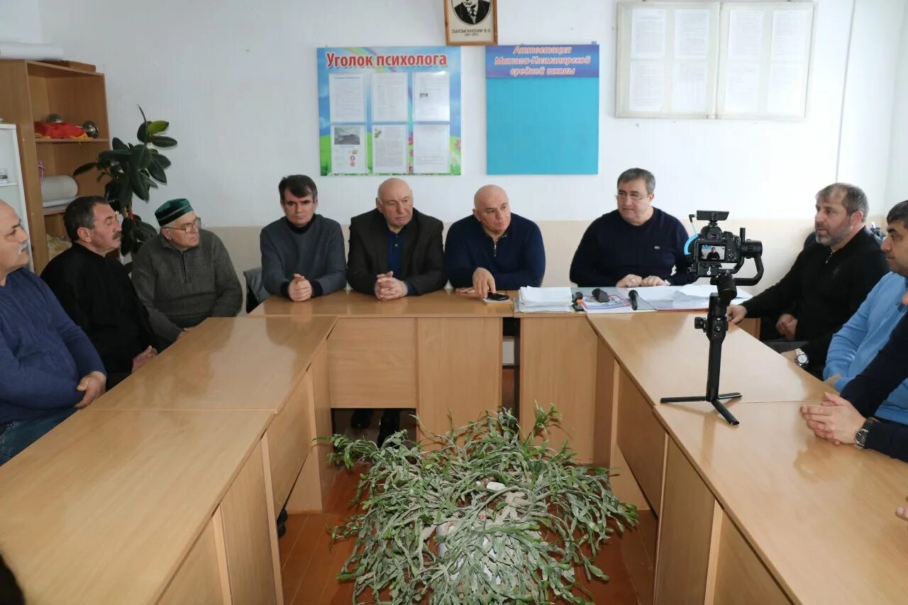 Погода в митаги казмаляр на 14. Митаги казмаляр. Главу села митаги казмаляр. Село митаги казмаляр. Школа митаги казмаляр.