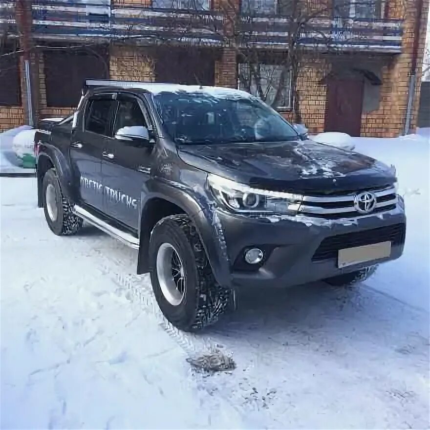 Рено дастер арктик трак. Toyota hilux 8. Хайлюкс пикап ат 35. Тойота хайлюкс пикап 1991 -1996. Toyota hilux 2005-2014.