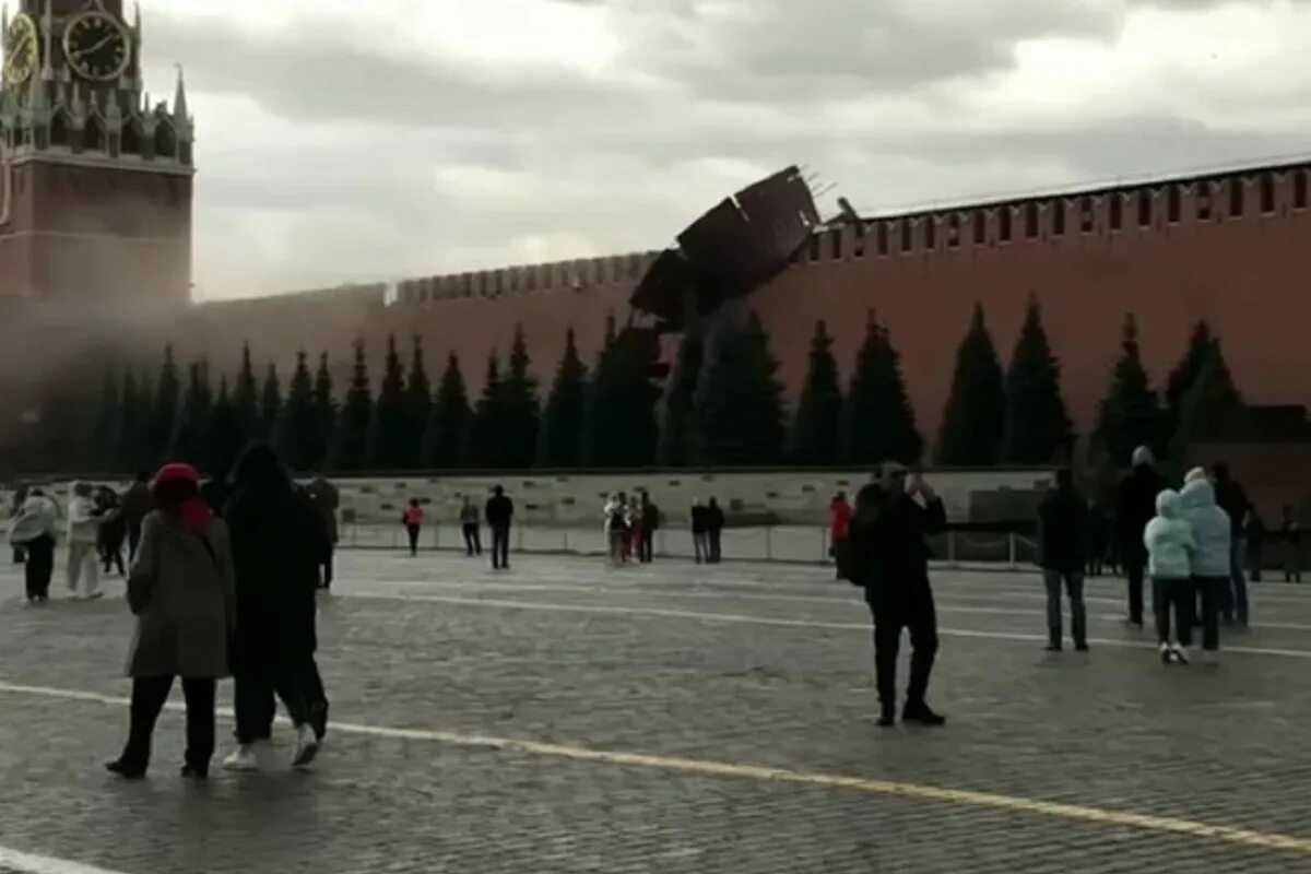 Когда нибудь эта плита над головой обрушится