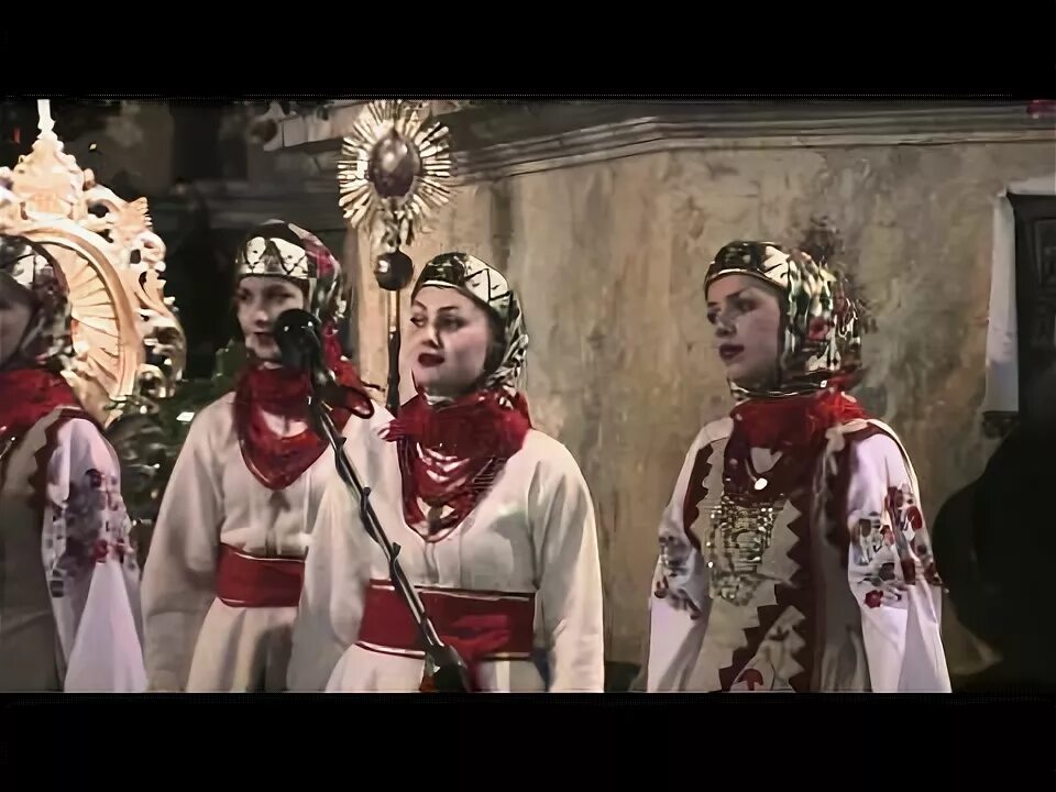 Щедрик carol. Щедрівка украинская. Щедрик щедрик щедрівочка прилетіла ластівочка. Щедрик. Dorofeeva - щедрик (feat.