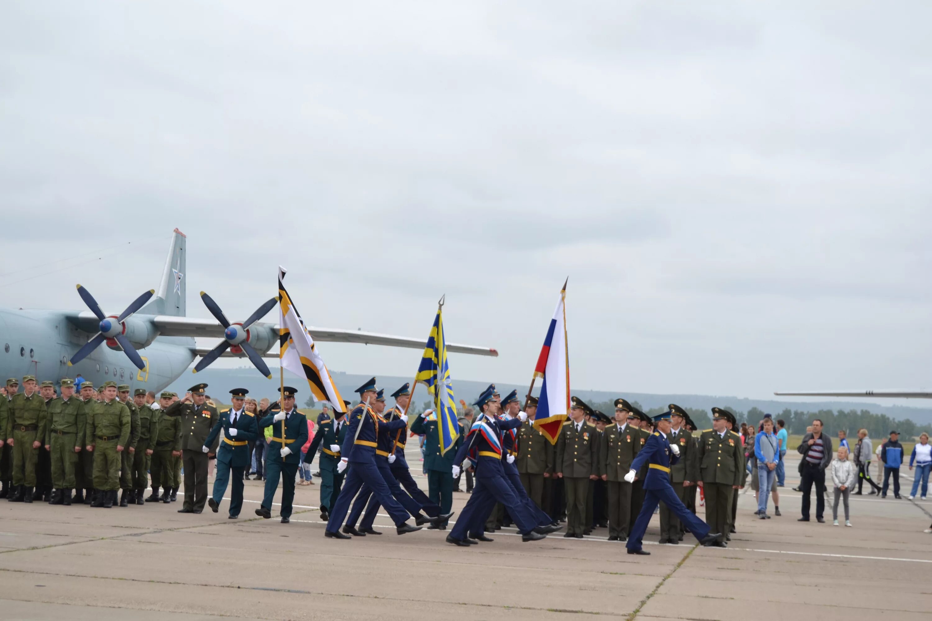 Иркутский гарнизон. Военный аэродром белая Иркутская область. Авиабаза белая Иркутская. Гарнизон белая Иркутская область. Авиабаза белая Иркутская 1990 года.