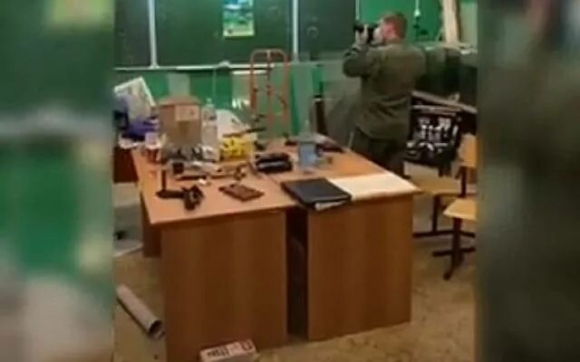 Петин учитель устроил контрольную