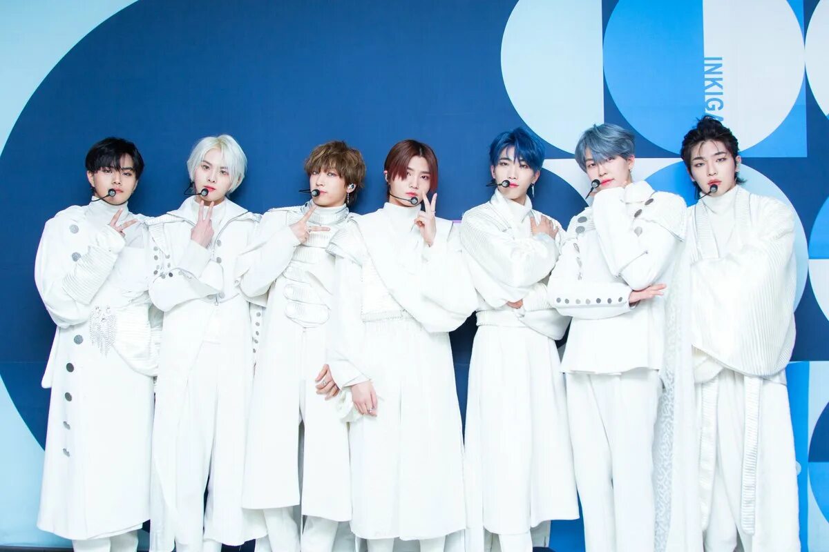 Visual king of kpop 2025. Kingdom кпоп. kingdom kpop. kingdom chiwoo фото. kingdom kpop muzpamda.