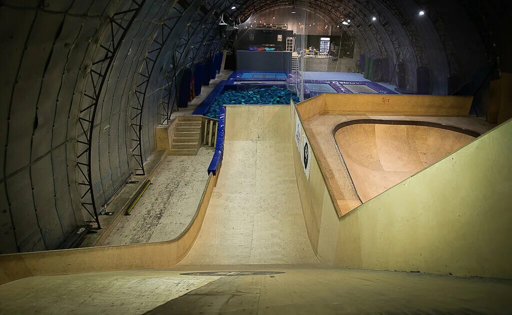 Allpro крылатское. скейт парк крылатское. сноу парк шуколово. Allpro park. Allpro крылатское.