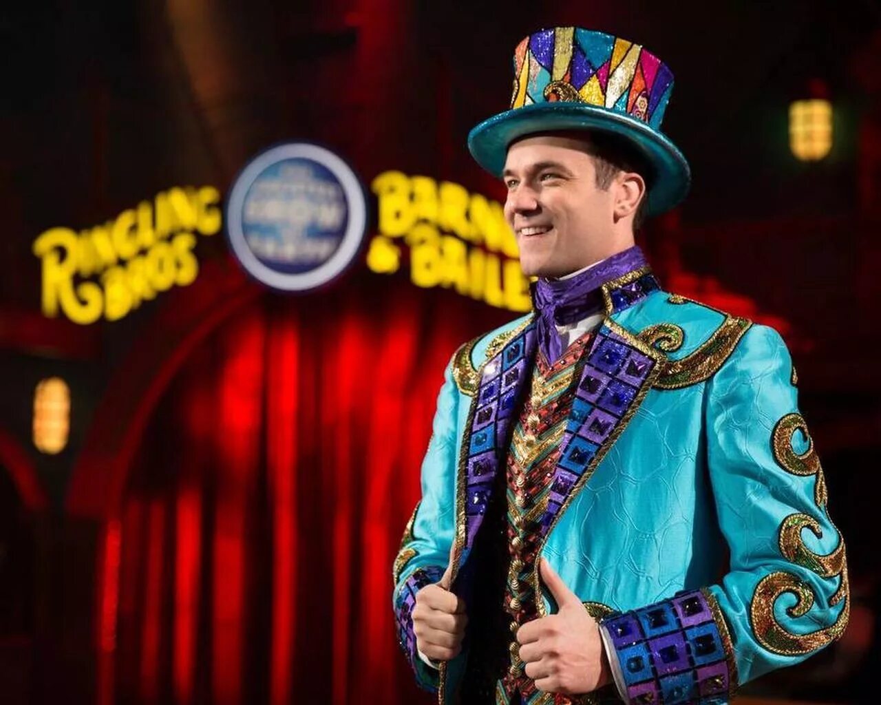 Ведущий в цирке. Шпрехшталмейстер Circus. Шпрехшталмейстер / Ringmaster. Конферансье в цирке.