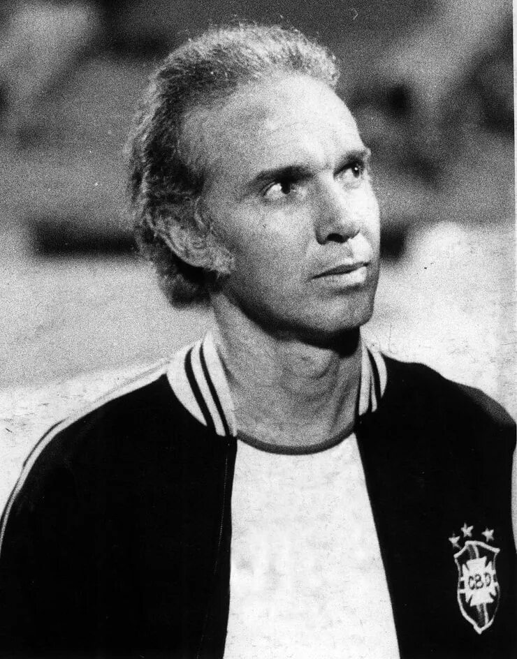 Марио загалло тренер сборной бразилии. Марио загалло википедия. Марио жоржи лобо загалло. Футболист марио загалло. Загалло футболист.