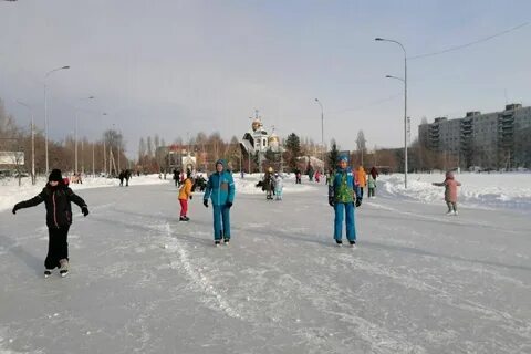 Каток в павловском парке 2023