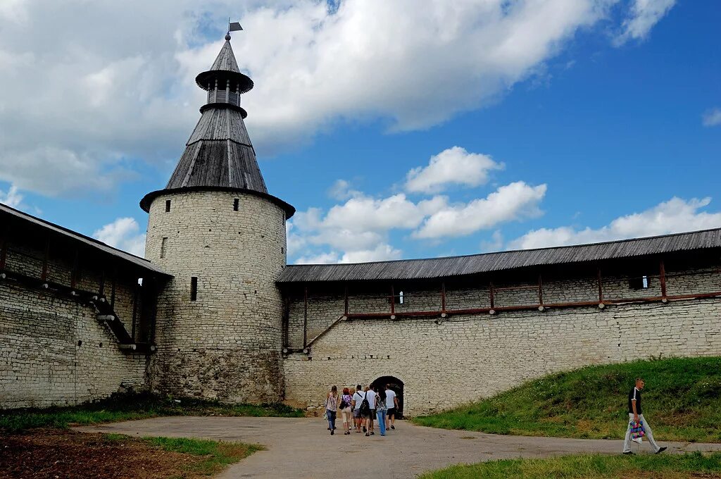 псков выберите. дебаты псков 13 мая 2021. изборск гтрк псков. псков река великая фото. псков и псковская область.