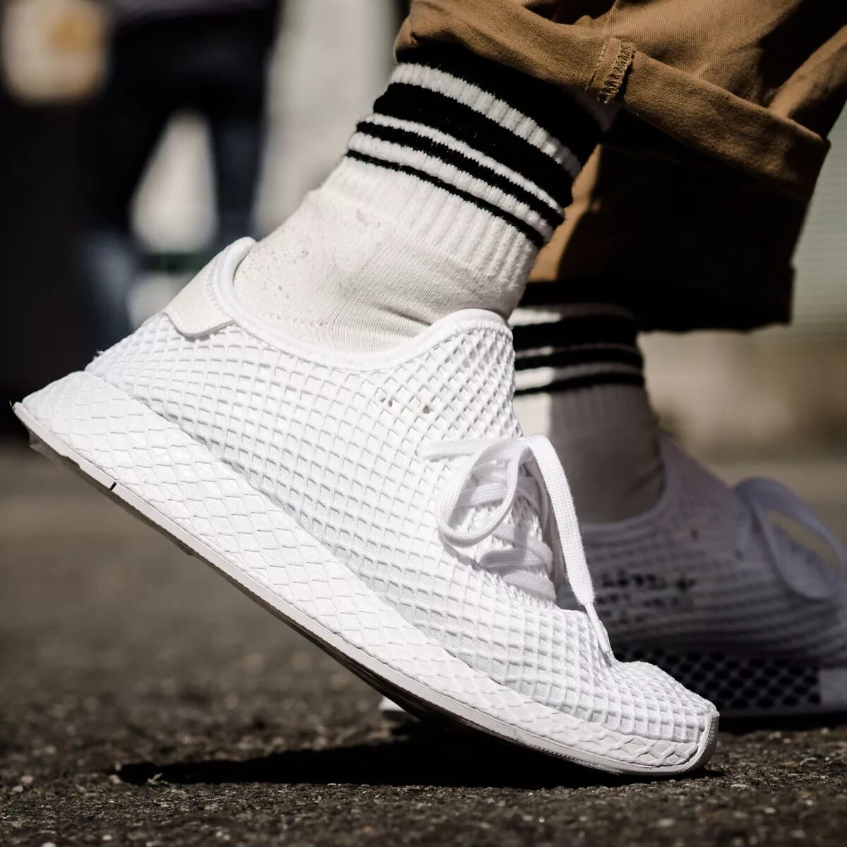 Кроссовки adidas Deerupt Runner. Adidas Deerupt Runner White. Кроссовки Deerupt Runner adidas Originals мужские. Адидас Deerupt Runner женские.