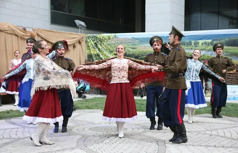 Кубанская Казачья вольница ансамбль. Казачий ансамбль вольница. Ансамбль вольница Красноярск. Ансамбль вольница Ростов на Дону.