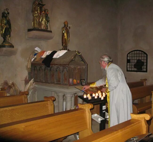 обретение мощей софии суздальской 1995г. владимир ярославич мощи софийский собор. мощи софии слуцкой в минске. житие святой княгини софии слуцкой. мощи святой софии.