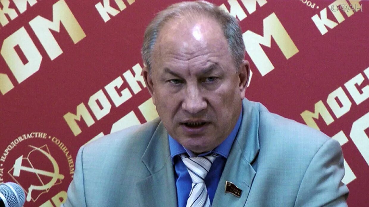 Ублажение депутата кпрф