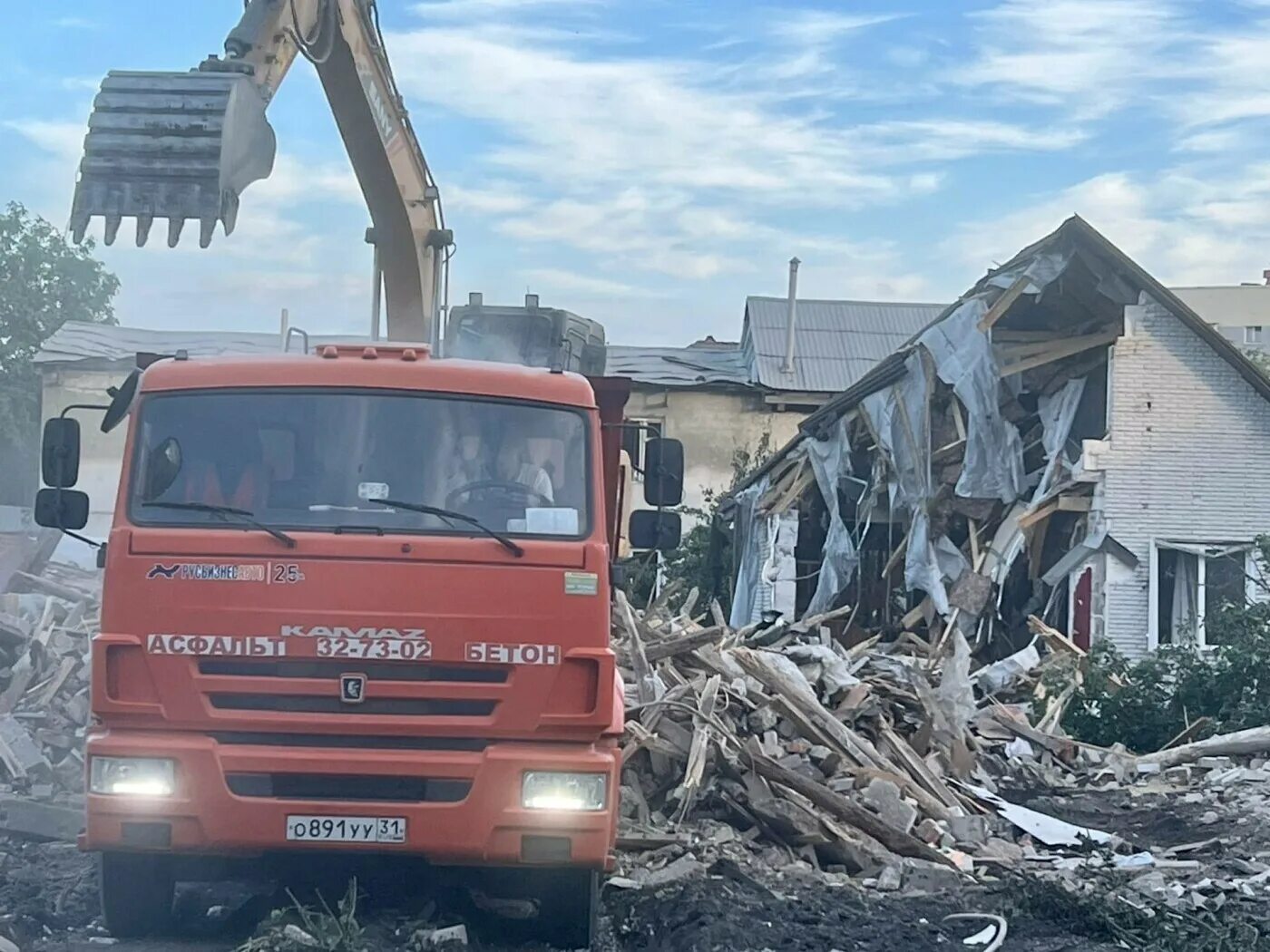 Обстрел белгорода форум. Снос. белгород бомбежка 2025. обстрел со стороны украины. обстрелянный белгород.