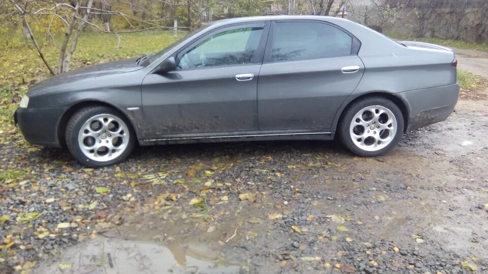 Диски alfa romeo 166. Диски альфа ромео r16. Диски альфа ромео на пассат. Диски альфа ромео р14. Alfa 166 r17.
