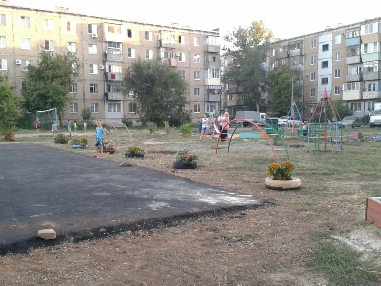 Погода городе волжский волгоградской области. Посёлок Краснооктябрьский Волжский. Город Волжский поселок Краснооктябрьский. Поселок Краснооктябрьский Волжский ЛПК. Дворы Волгограда Краснооктябрьский район.