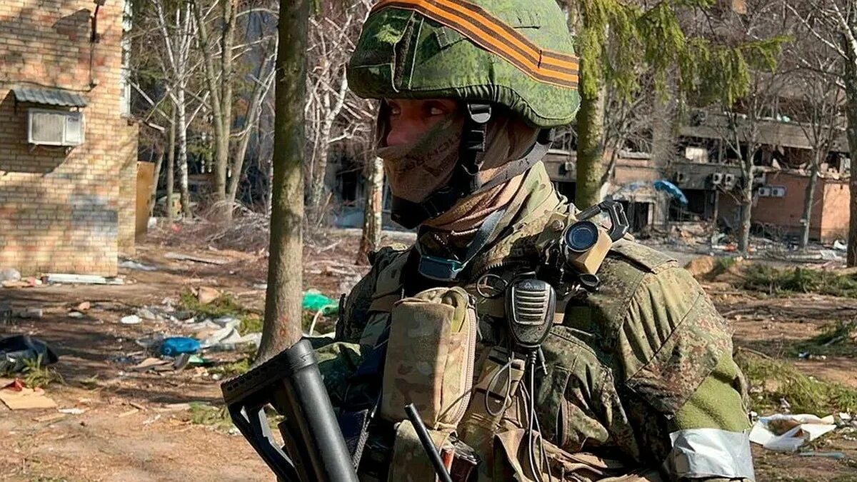 Со спецоперацией. Росгвардия на спецоперации на украине. Подразделения спецназа. Росгвардия на спецоперации на украине. Российский воин.