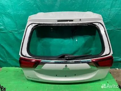 Крышка багажника mitsubishi