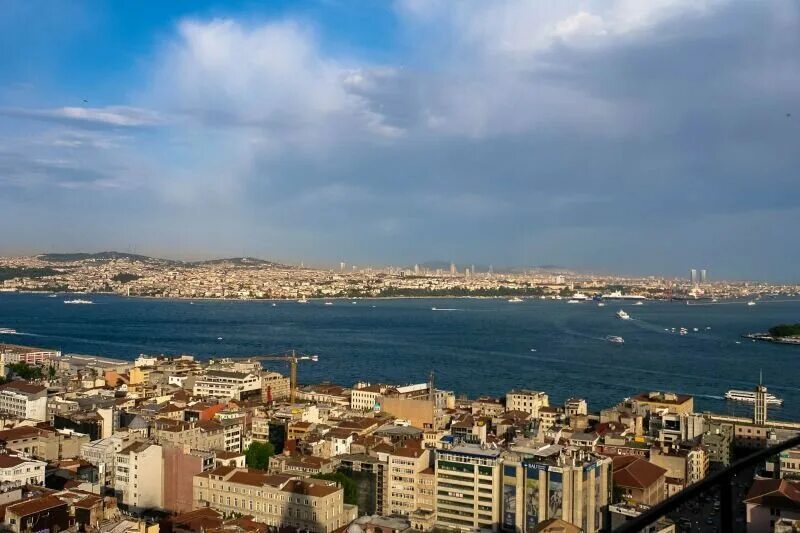 Стамбул часовой. Вид с Галатской башни.