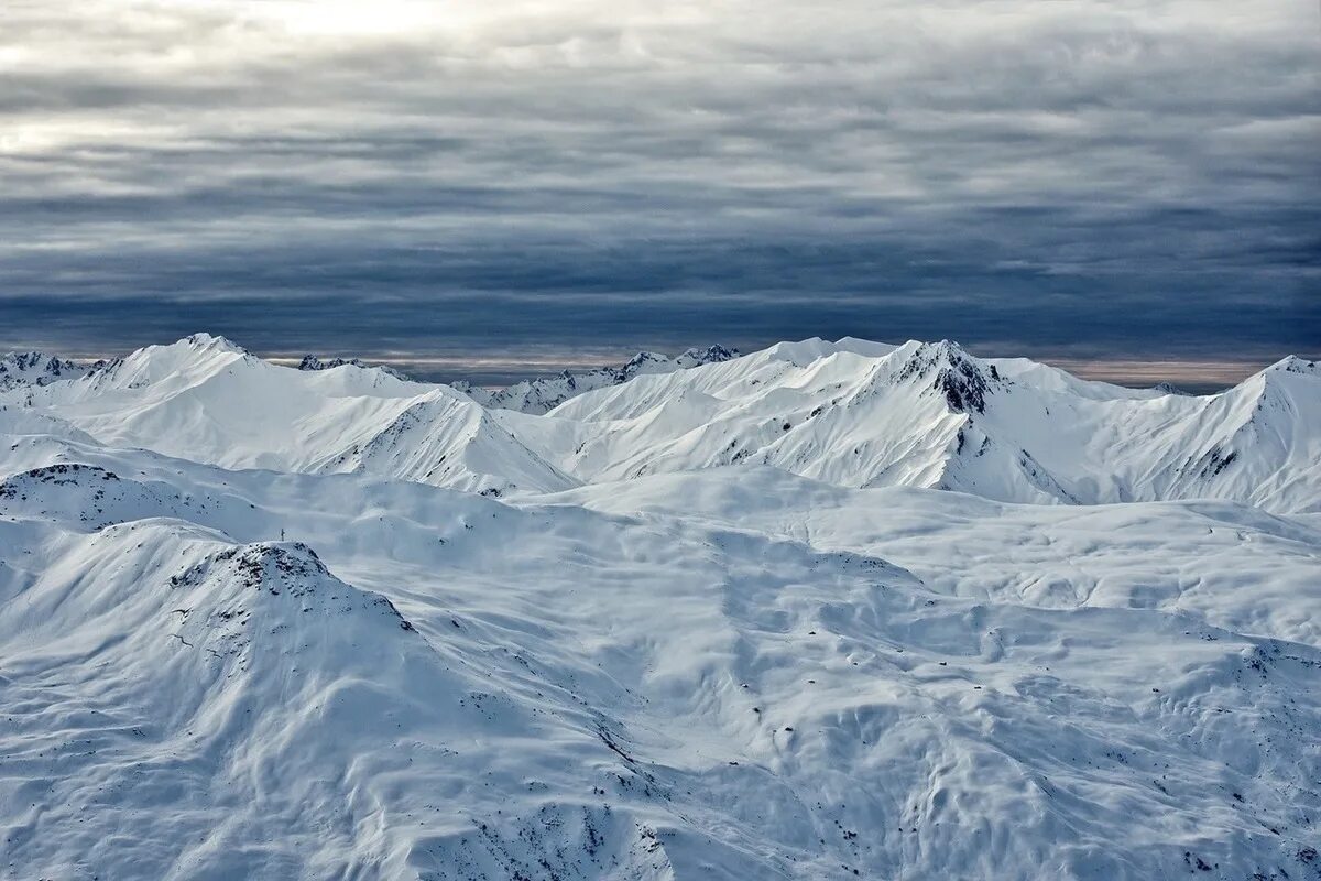 Гора гух северный урал. Горы крайнего севера. Апатиты горы хибины. Горы крайнего севера. Горы крайнего севера.