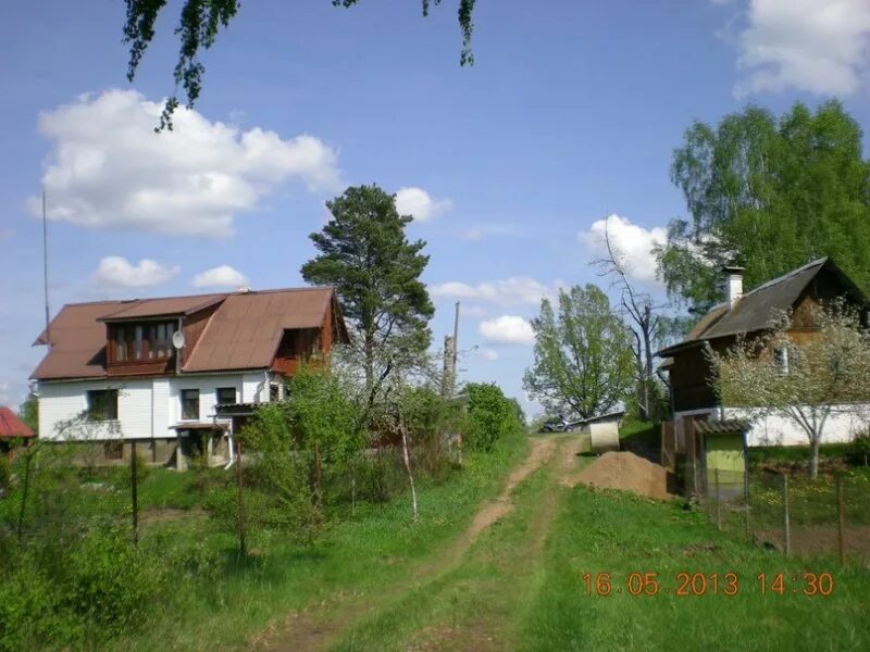 Идрица Псковской области ул. Загородна. Улица Загородная. Загородная улица Псков. Деревня Хотицы улица Загородная 13.