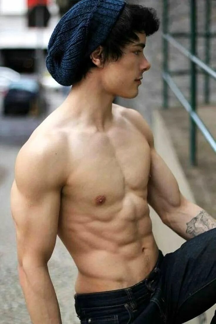 Germany hot boys. Hot boy videos. Горячие парни подростки. Модель john wahlberg. @goyboy бойс gayboys.