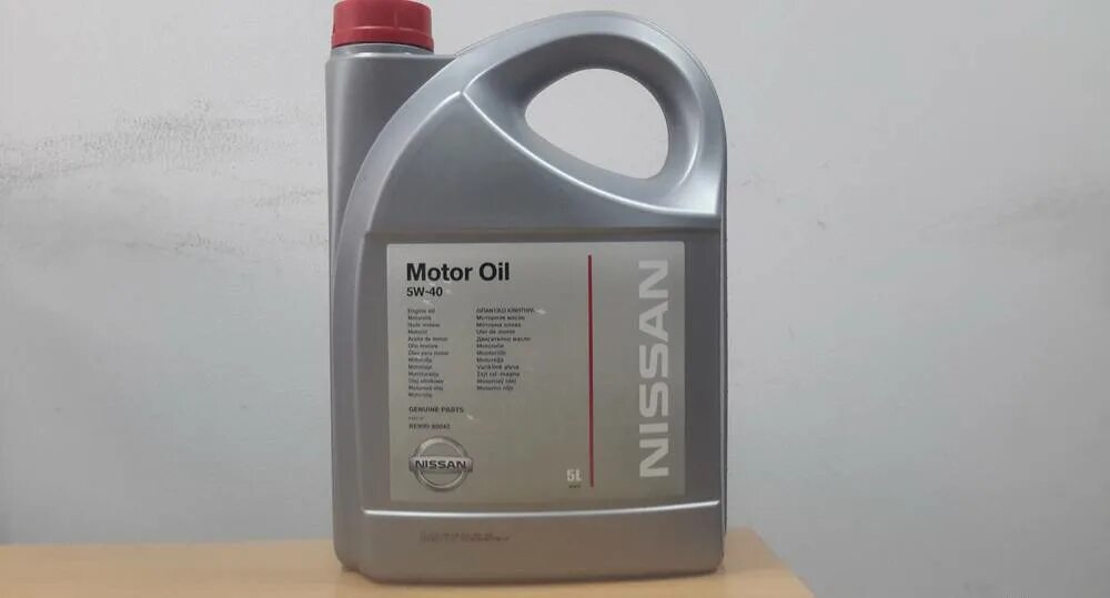 Моторное масло 5w40 ниссан 5 литров. Nissan 5w40. Motor Oil 5w30 Nissan ke90090033r. Nissan 0w30 5л. Моторное масло Ниссан 5w40.