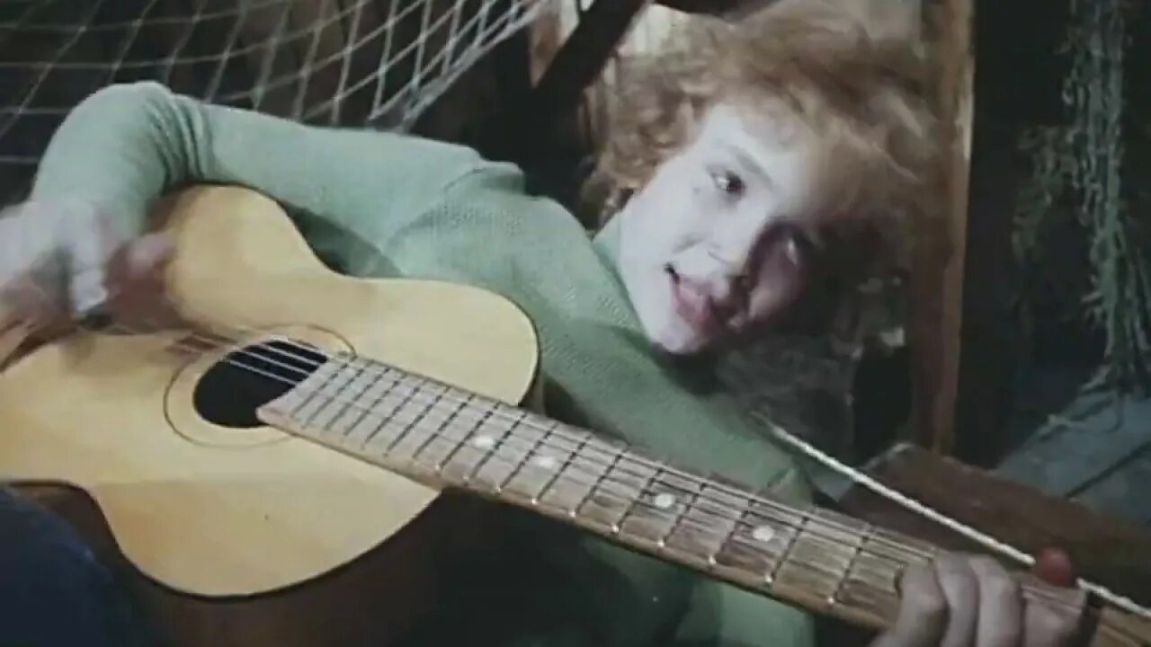 Приключения электроника сыроежкин. Песни из кинофильма приключения электроника. Приключения сергея сыроежкина. Песня сыроежкина мы маленькие дети. Песня из кинофильма электроник.