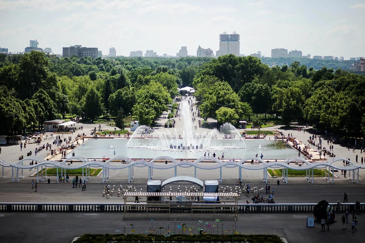 м. парк горького 2022. парки культуры москвы. центральный парк культуры имени горького москва. парк культуры горького москва.