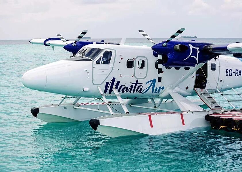 Near air. Гидросамолет manta air. аэропорт мале гидросамолет. manta air maldives. manta xr.