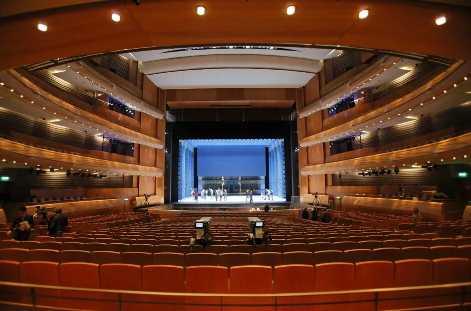 Мариинский театр 2 зал. Мариинский театр 2 санкт-петербург. Мариинский 2. Мариинка 2 зал. Мариинский театр 2 сцена.