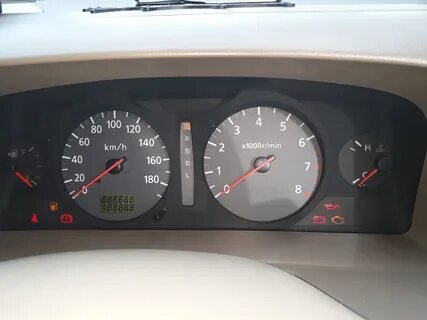 Панель nissan