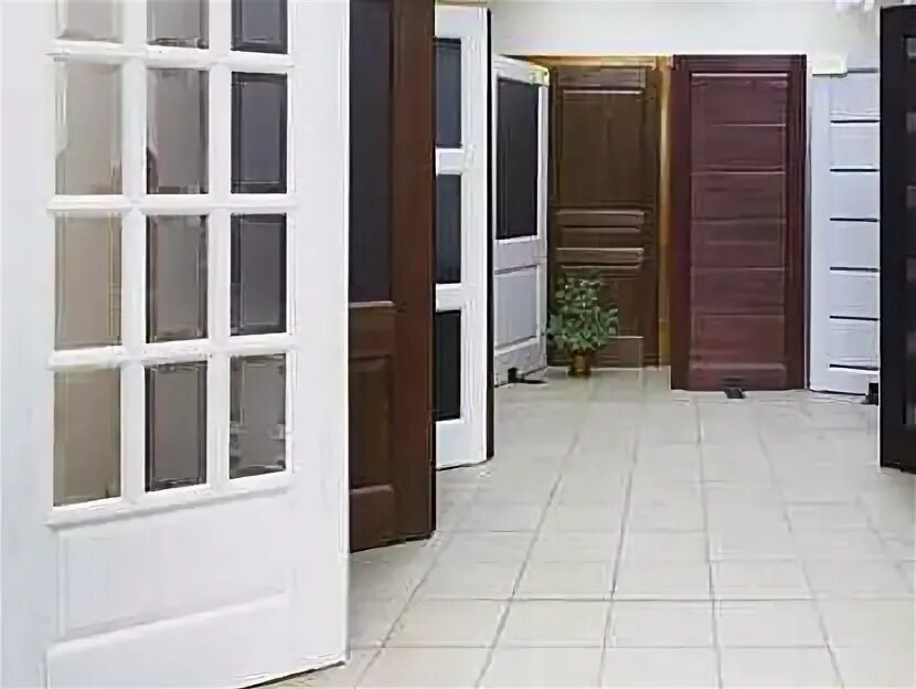 Межкомнатные двери в магазине Керама Сургут. Двери лабинск