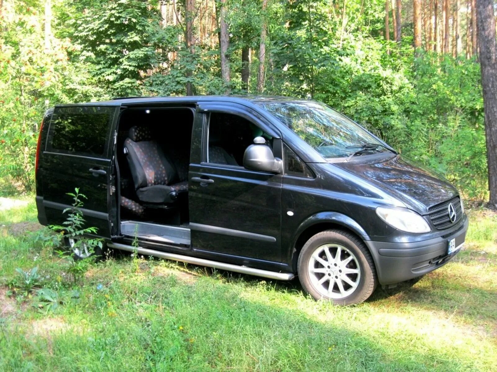 Купить мерседес вито в москве. Mercedes-Benz Vito. Mercedes Vito 2004. Мерседес Вито 2007. Мерседес Вито 2004г.