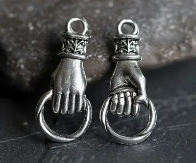 Silver hand