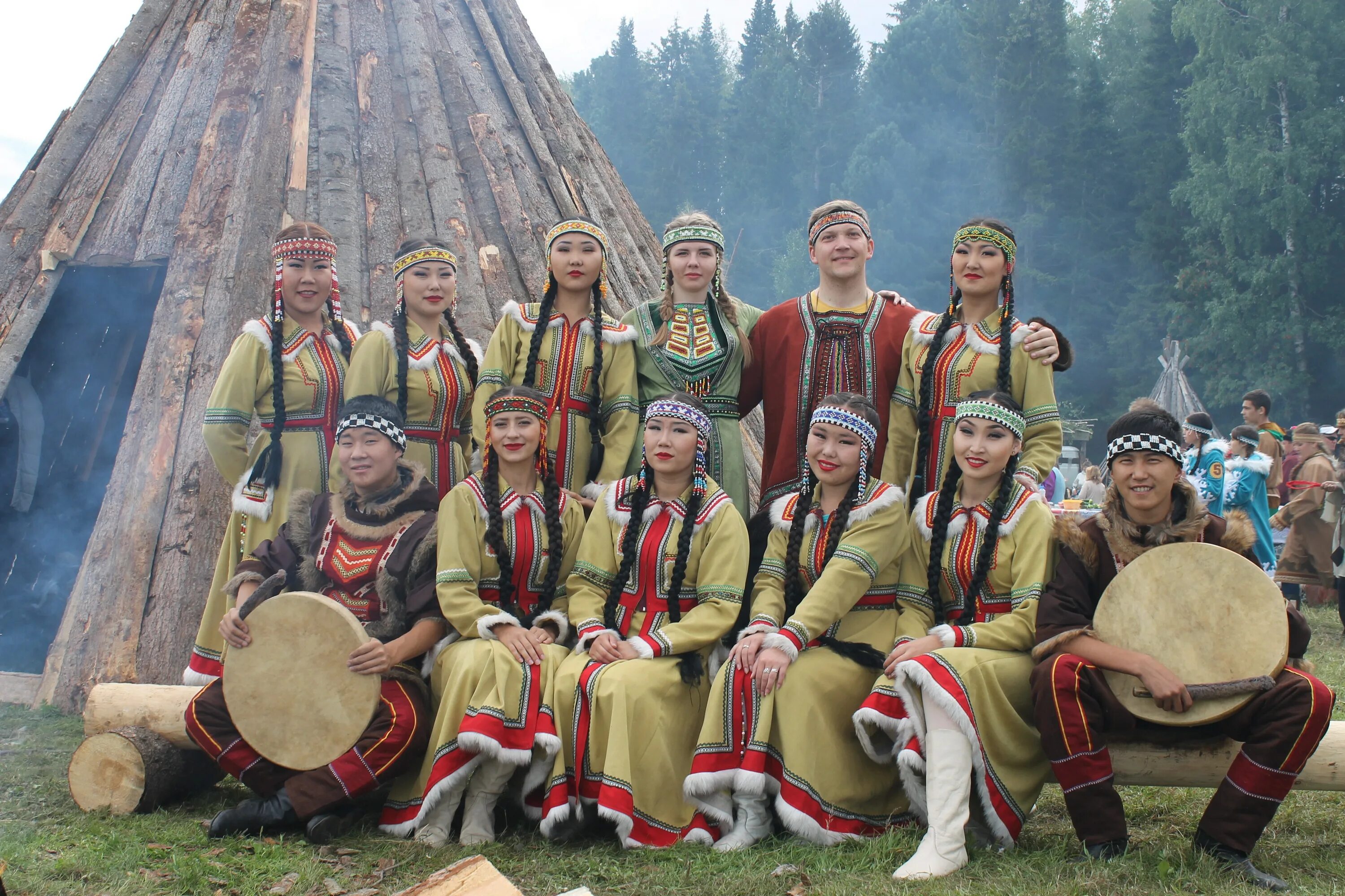 Коренные народы юга сибири. Народы Забайкалья эвенки. Сибирские эвенки. Эвенки тунгусы. Тунгусы эвенки Забайкалья.