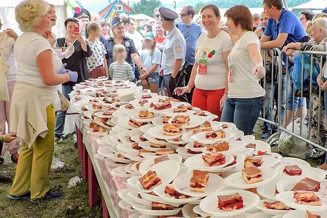 День вишневого пирога в ширяево. Праздник жигулевская вишня 2025. жигулевская вишня ширяево. фестиваль вишневого пирога в ширяево. праздник вишневого пирога в ширяево.