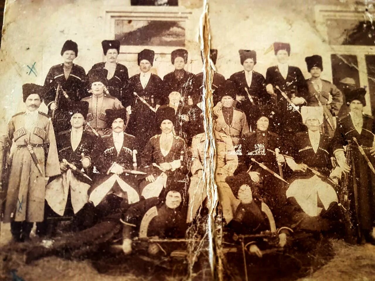 кубанское казачье войско 1860. 82 дагестанский пехотный полк в 1 ой мировой войне. оренбургский казак 1914. казачество "казаки на северном кавказе" 1860. заплавской.