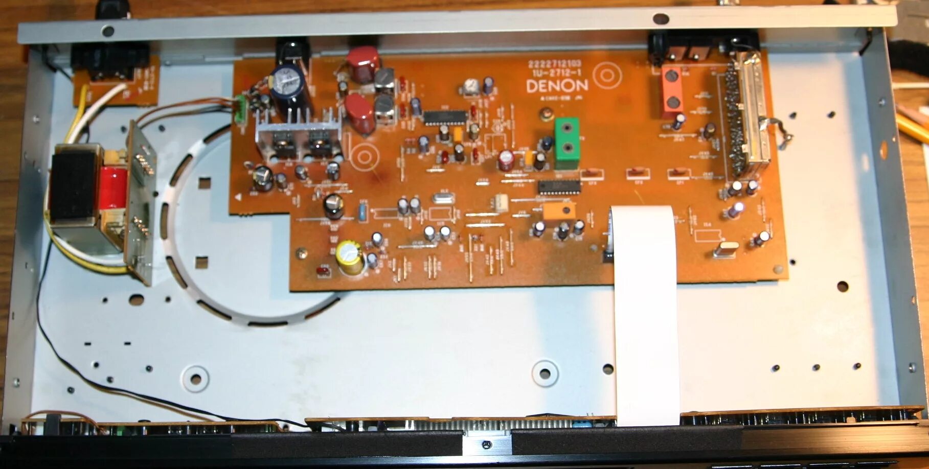 Тюнер dekko. Тюнер tu 180 denon. тюнер btd-hf411t. la1265 тюнер. авер медиа тюнер.