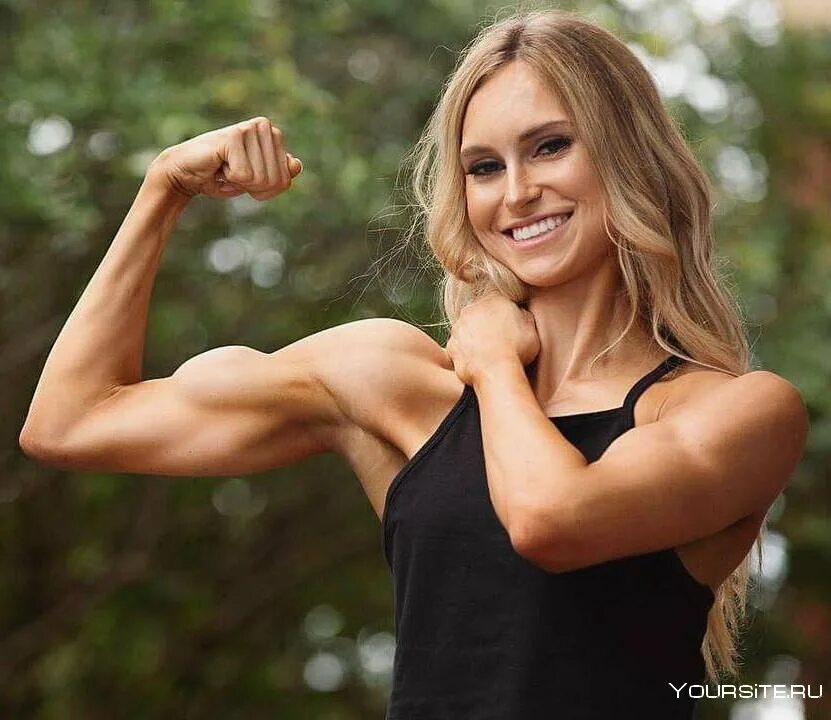 Бицепс у девушки. Emily pribula. келли миллер бицепс. emily bickell. emily pribula фитнес.