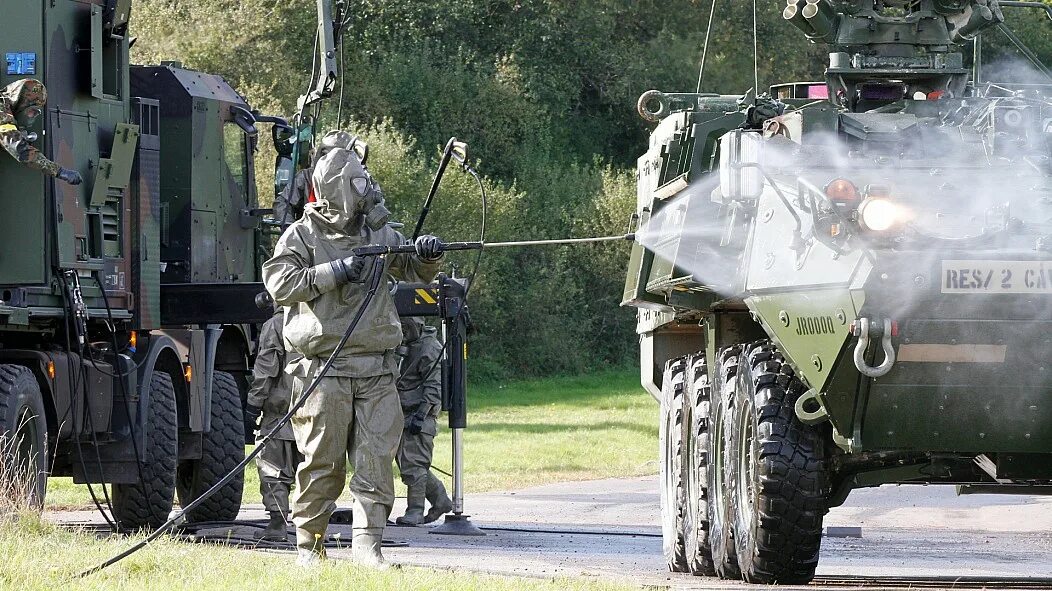 Камаз арс 14 км. Войска рхб разведки. Рхбз дезактивация. Машина тмс-65. Машина тмс-65.