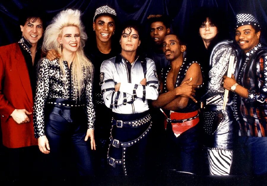 Песня майкла bad. Michael Jackson Bad Tour 1987. Michael Jackson 1988.