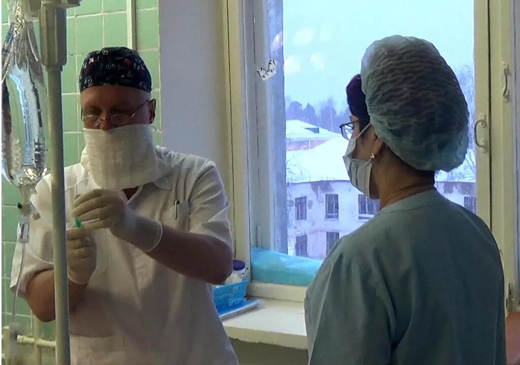 Хирурги республиканской больницы петрозаводск. Анестезиология и реаниматология. Горбольница асбест. Анестезиолог петрозаводск. Петраков анестезиолог.