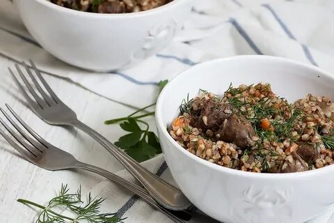 Гречка с тушенкой с овощами