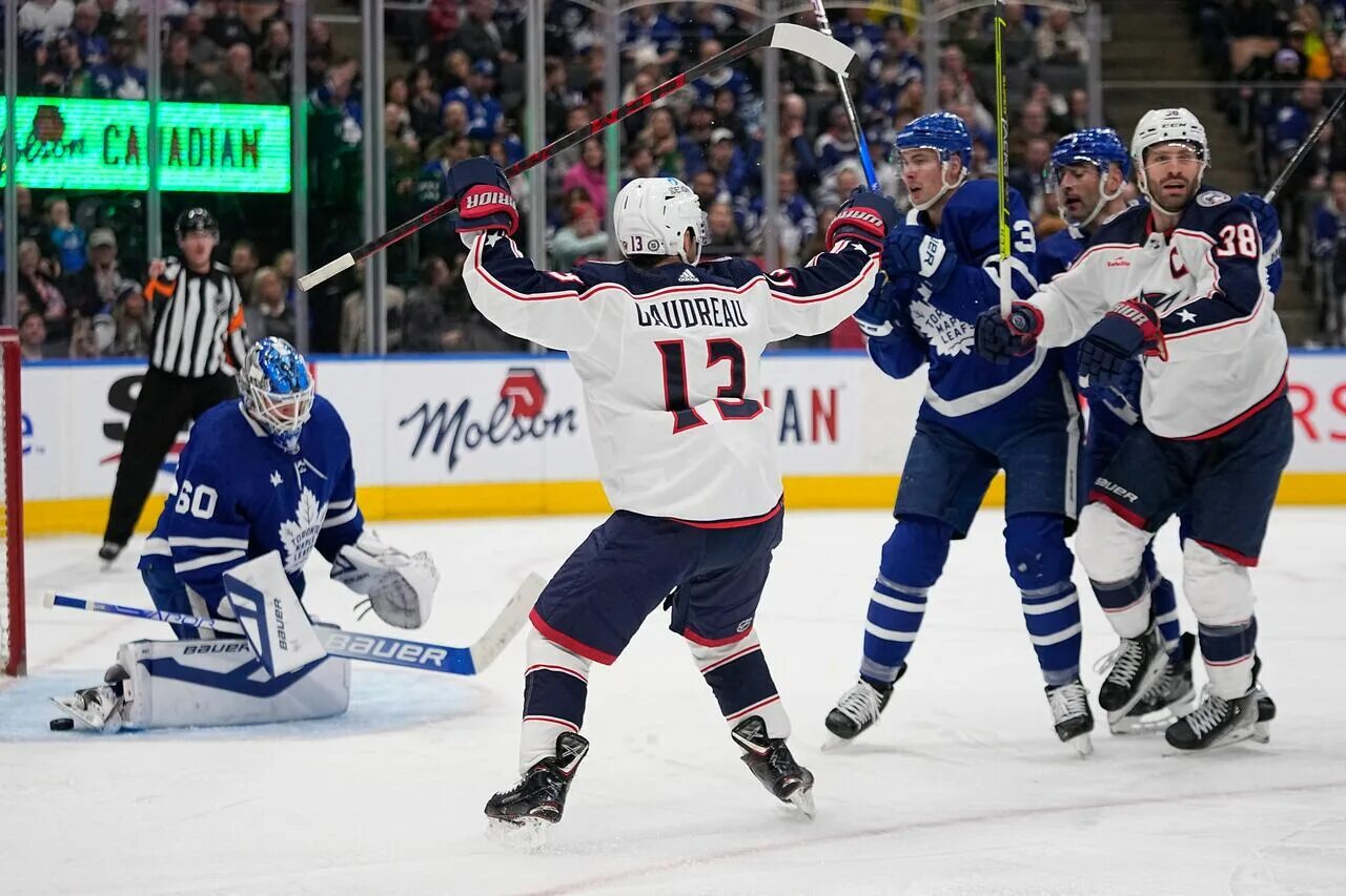Alex wennberg. Хоста мэйпл лифс. Illegal в хоккее. Коламбус блю джекетс торонто мейпл. Коламбус блю джекетс торонто мейпл.