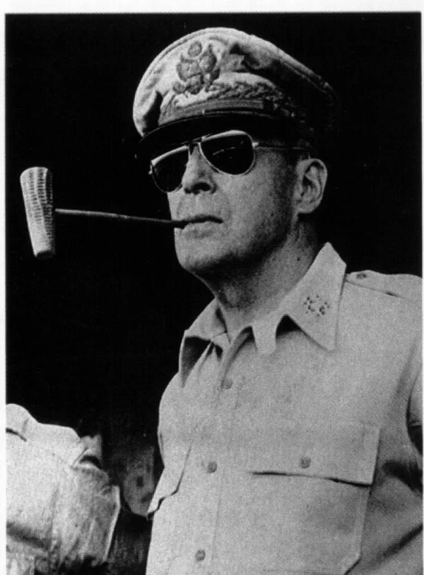Маккартур