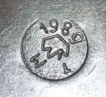 Без клейм