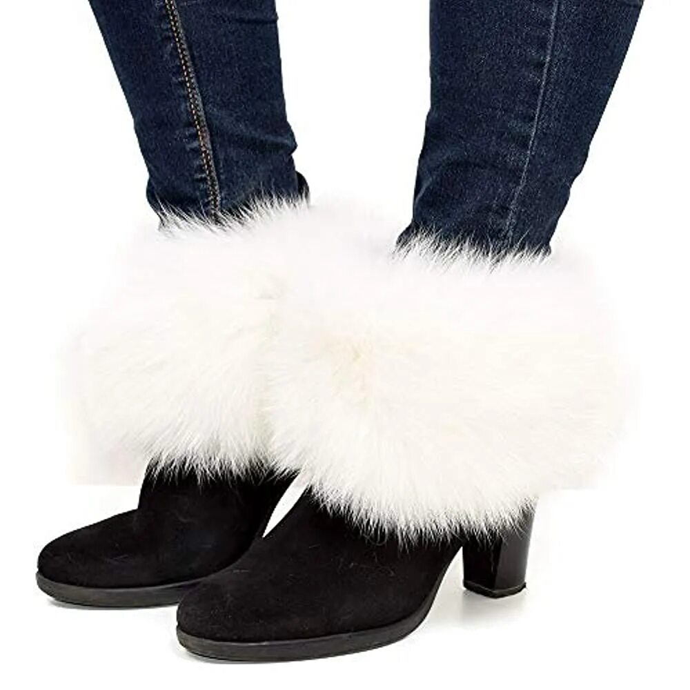 Необычная обувь рисунок. Ботинки с лисой на каблуке. Маноло бланик оранжевые. Нарисовать необычную обувь. Лиса в туфлях.