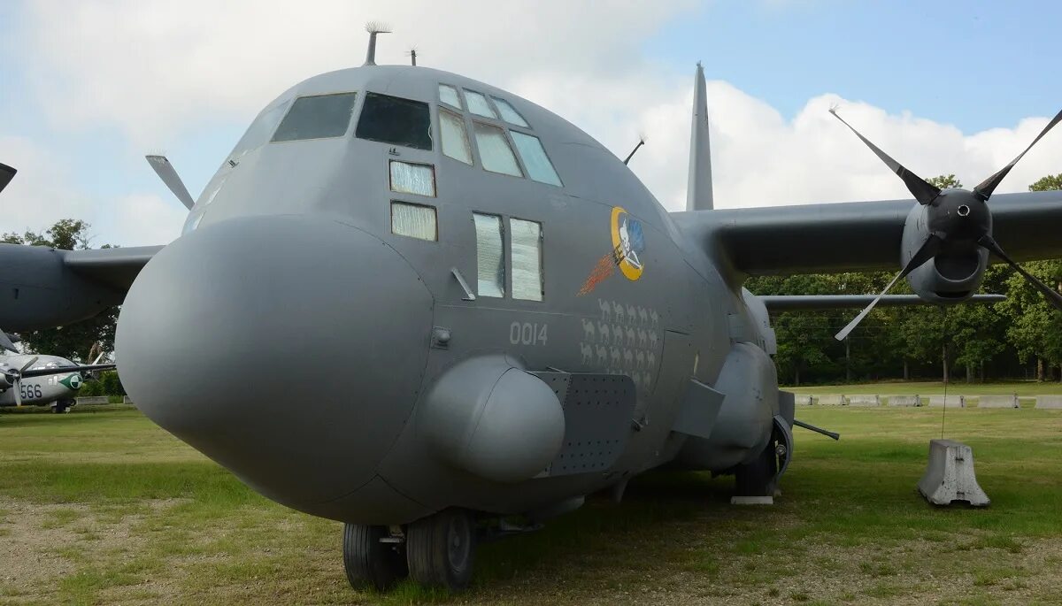 Летающая батарея Lockheed AC-130. AC 130 Gunship. C-130 Hercules Gunship. AC-130j Ghostrider Gunship.