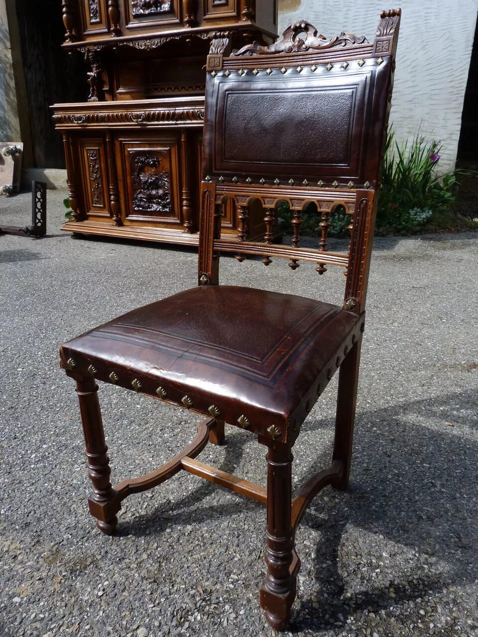 Мебель 20 века. Стул антиквариат. Антикварные стулья. Стул 19 века. Старинный стул.