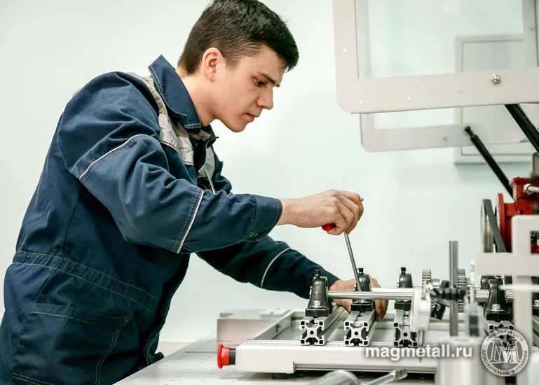 Работа слесарем в туле